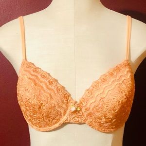Peach Victoria’s Secret Bra